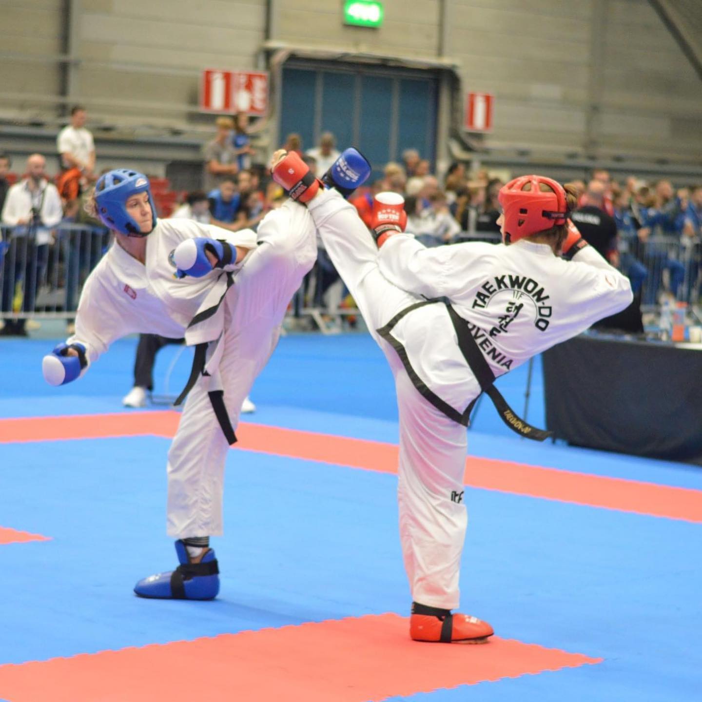 4 medale z Mistrzostw Świata Taekwon-do w Finlandii