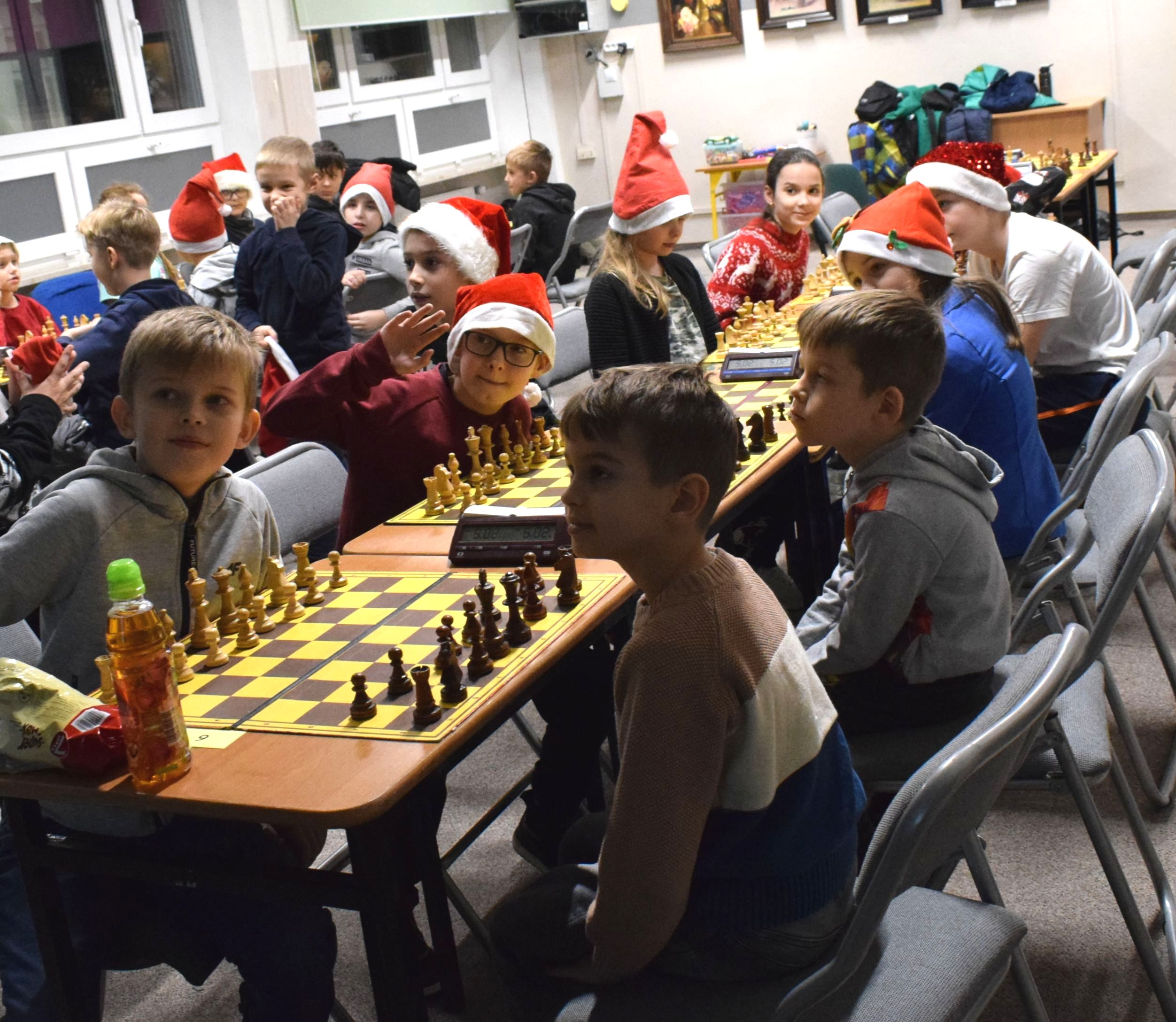 Mikołajkowy turniej szachowy w Jedynce