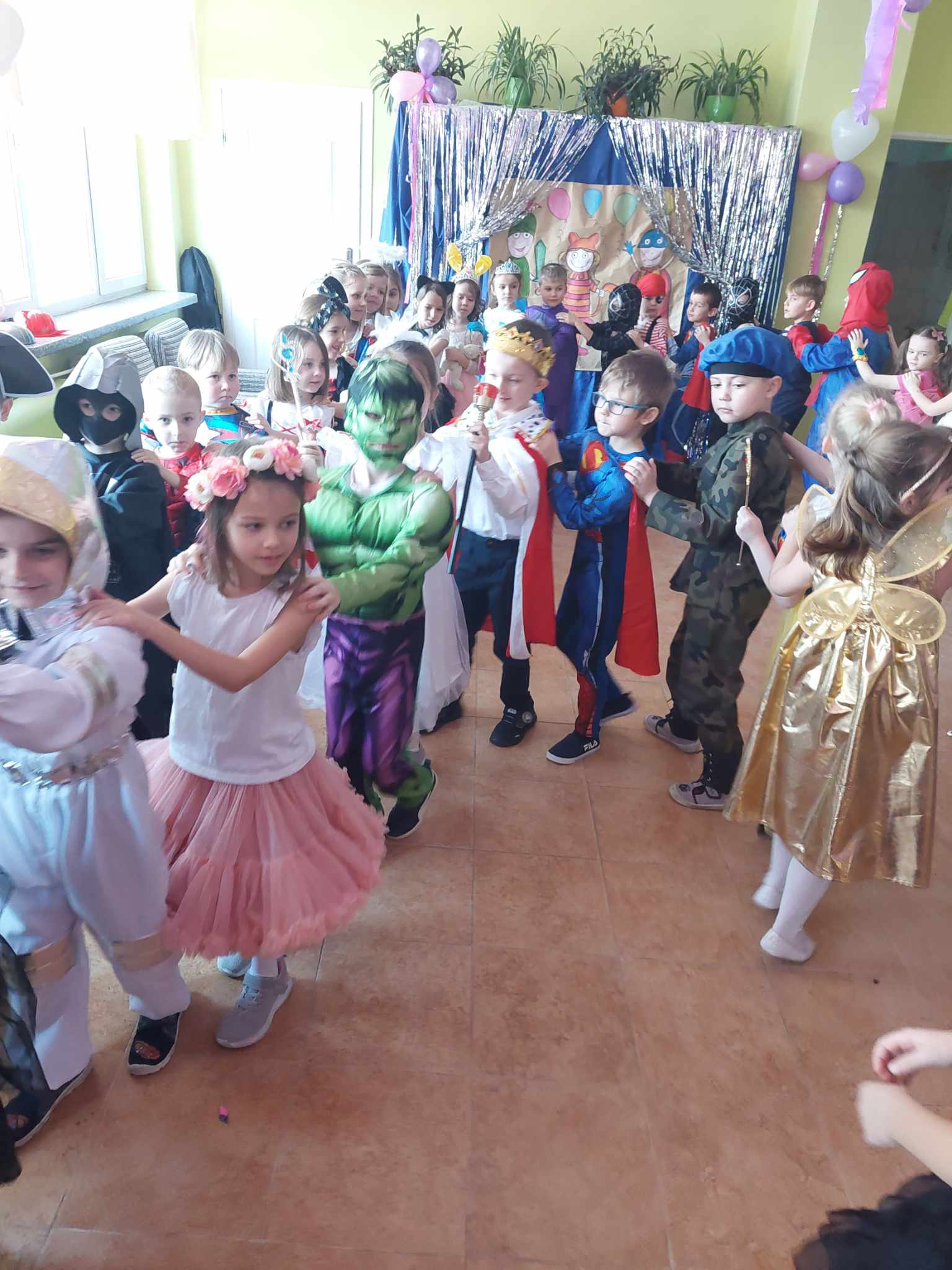 Bal Karnawałowy w Przedszkolu Miejskim nr 4