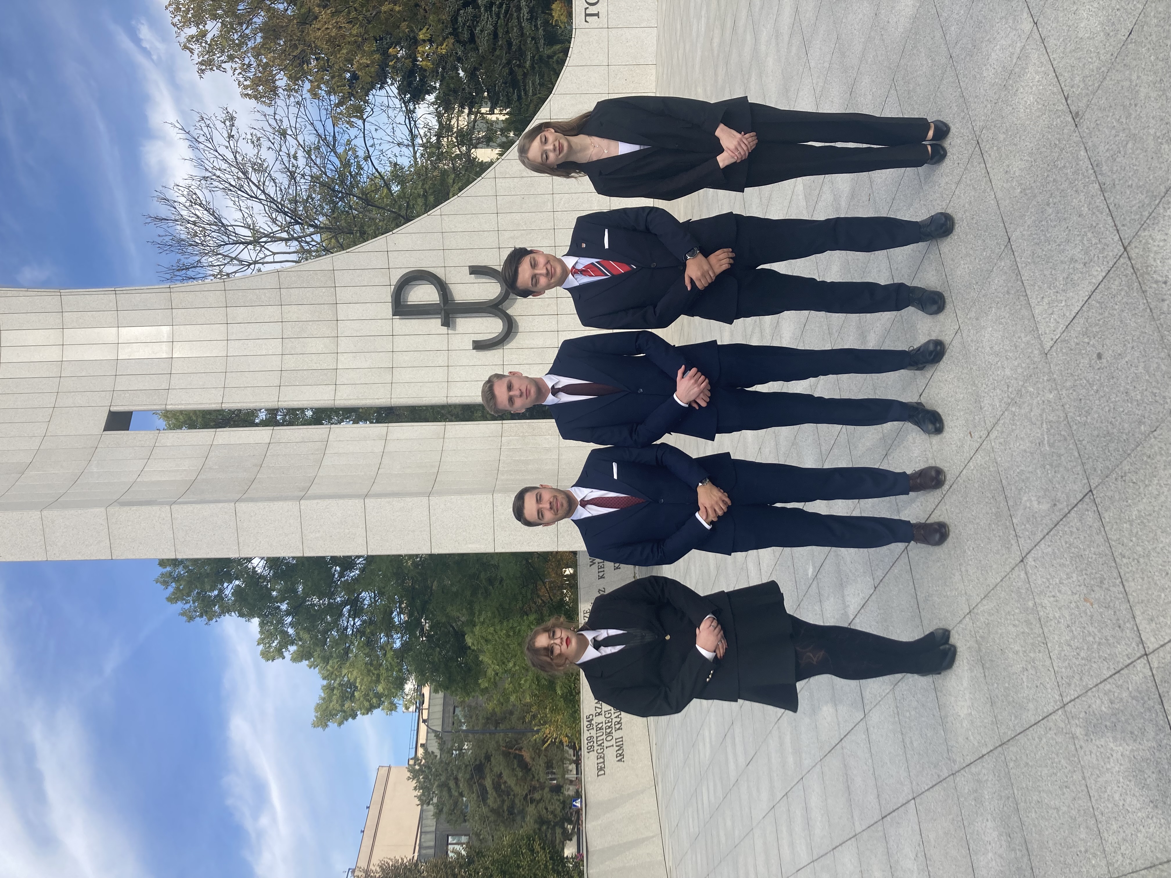 Uczniowie z „Chopina” wicemistrzami Polski w turnieju debat historycznych