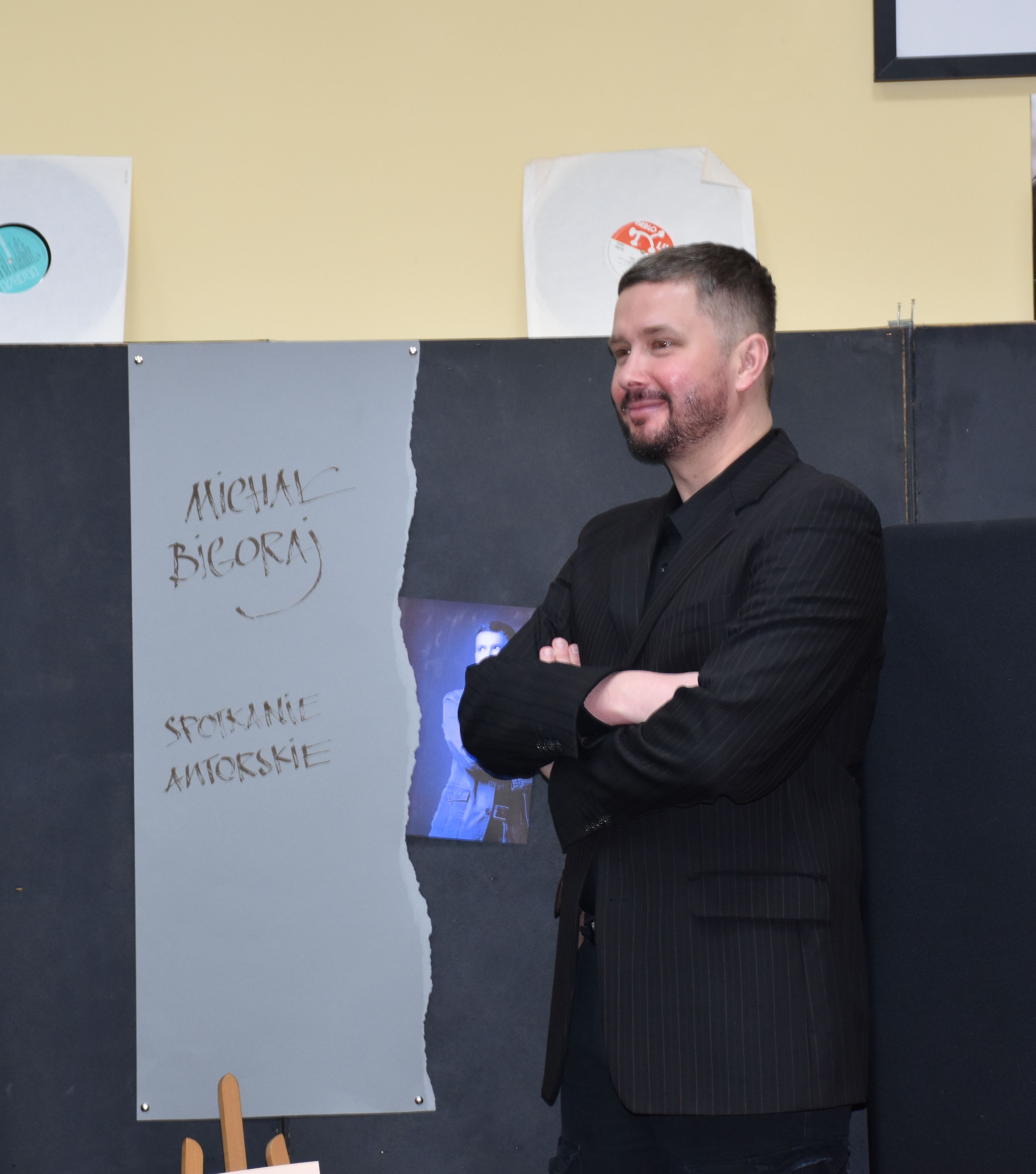 Michał Bigoraj na spotkaniu w bibliotece