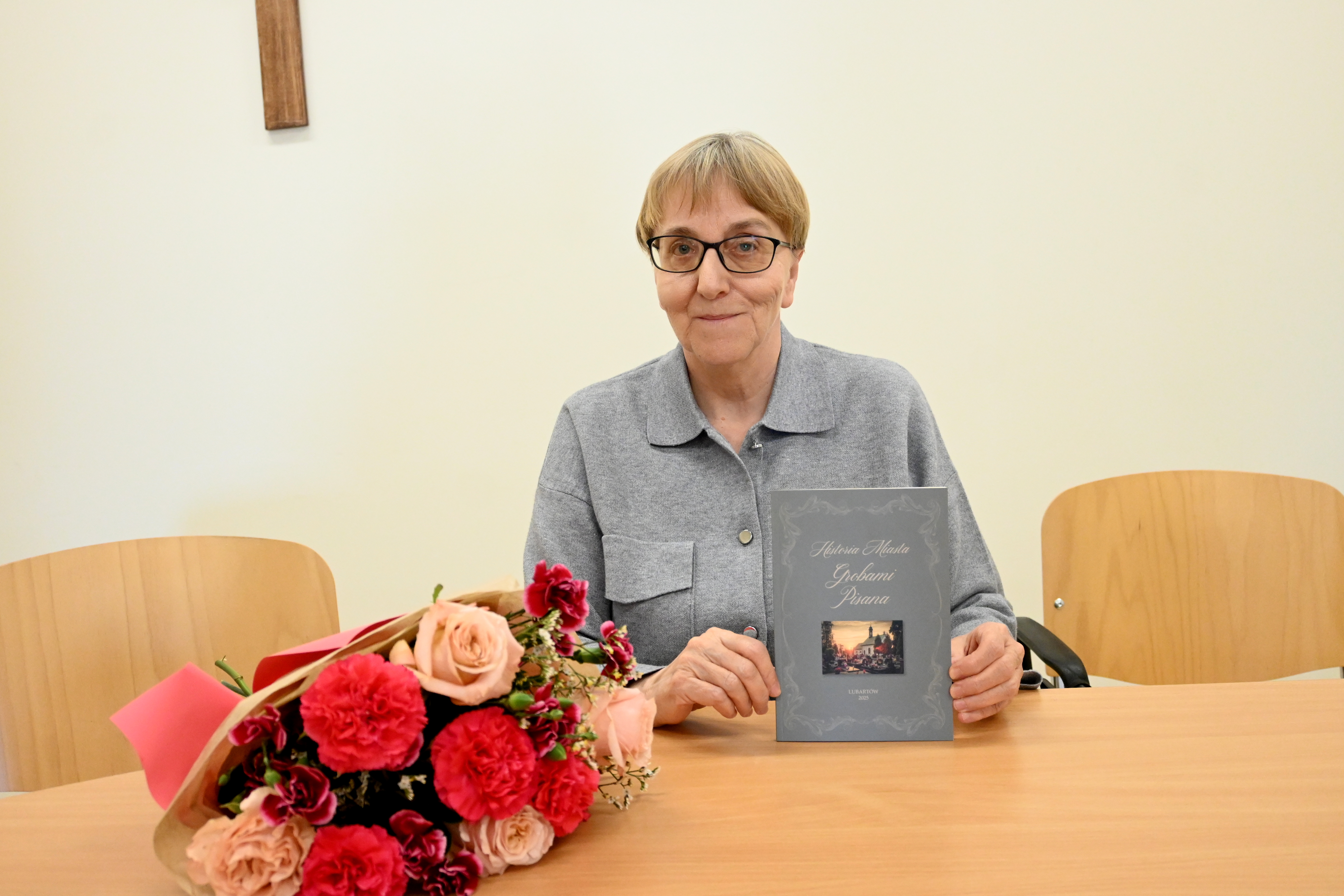 „Historia Miasta Grobami Pisana” – nowa publikacja dr Ewy Sędzimierz już dostępna