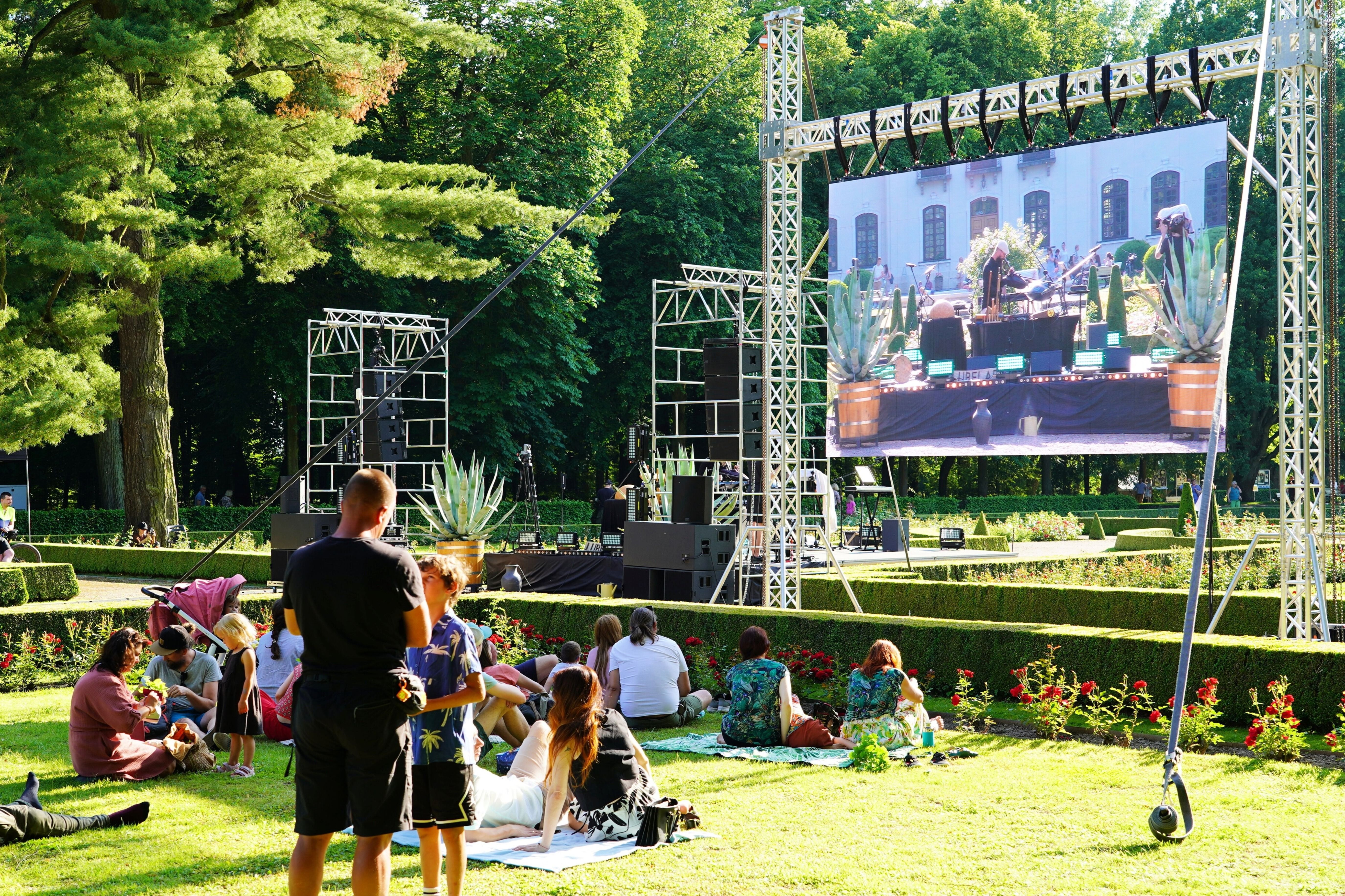„Brzmienie korzeni Sounds of the Roots” w Kozłówce