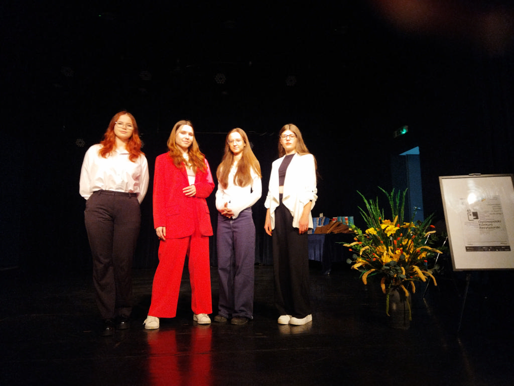 Rok sukcesów recytatorskich II LO w Lubartowie