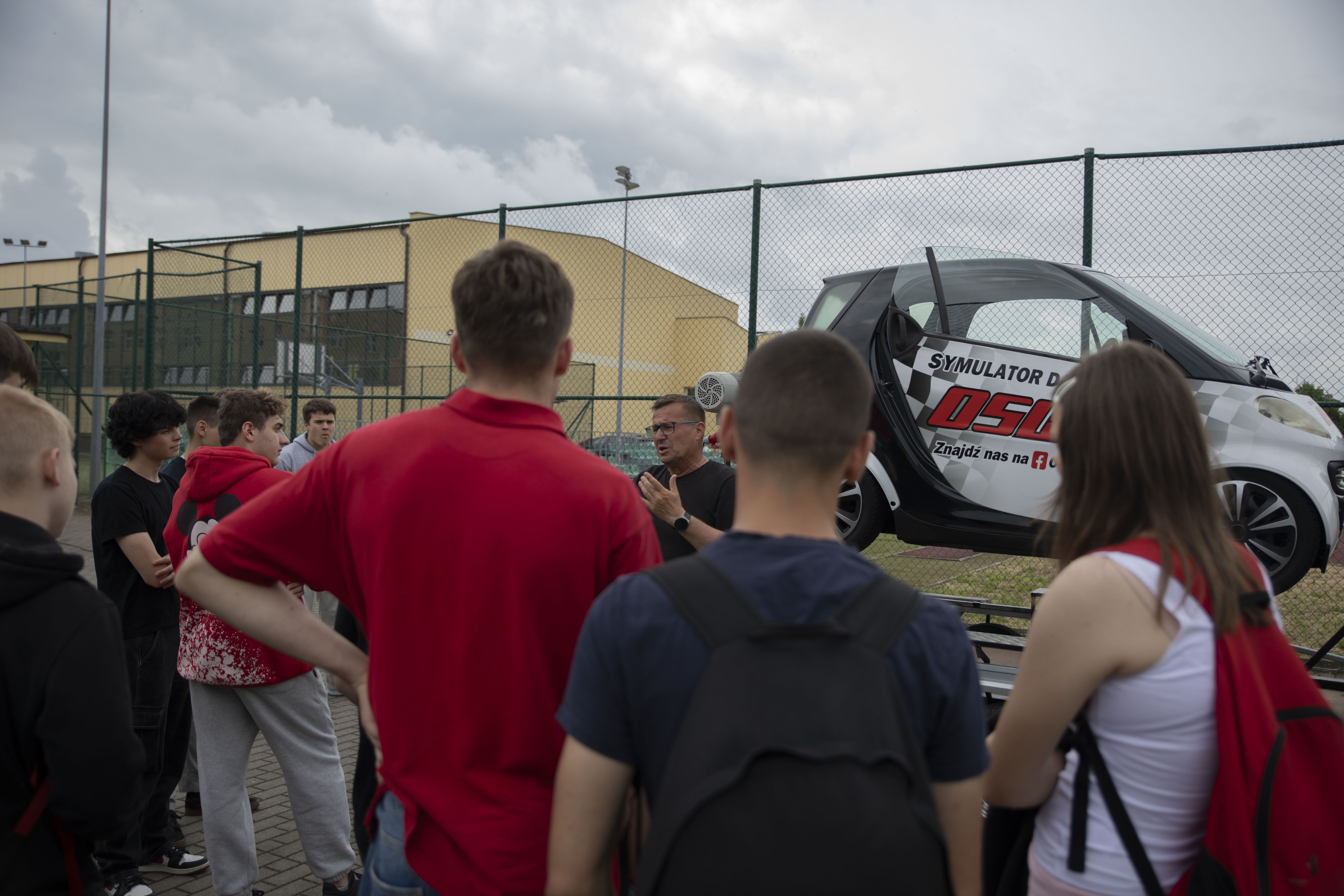 Uczniowie z Chopina bezpieczni za kierownicą