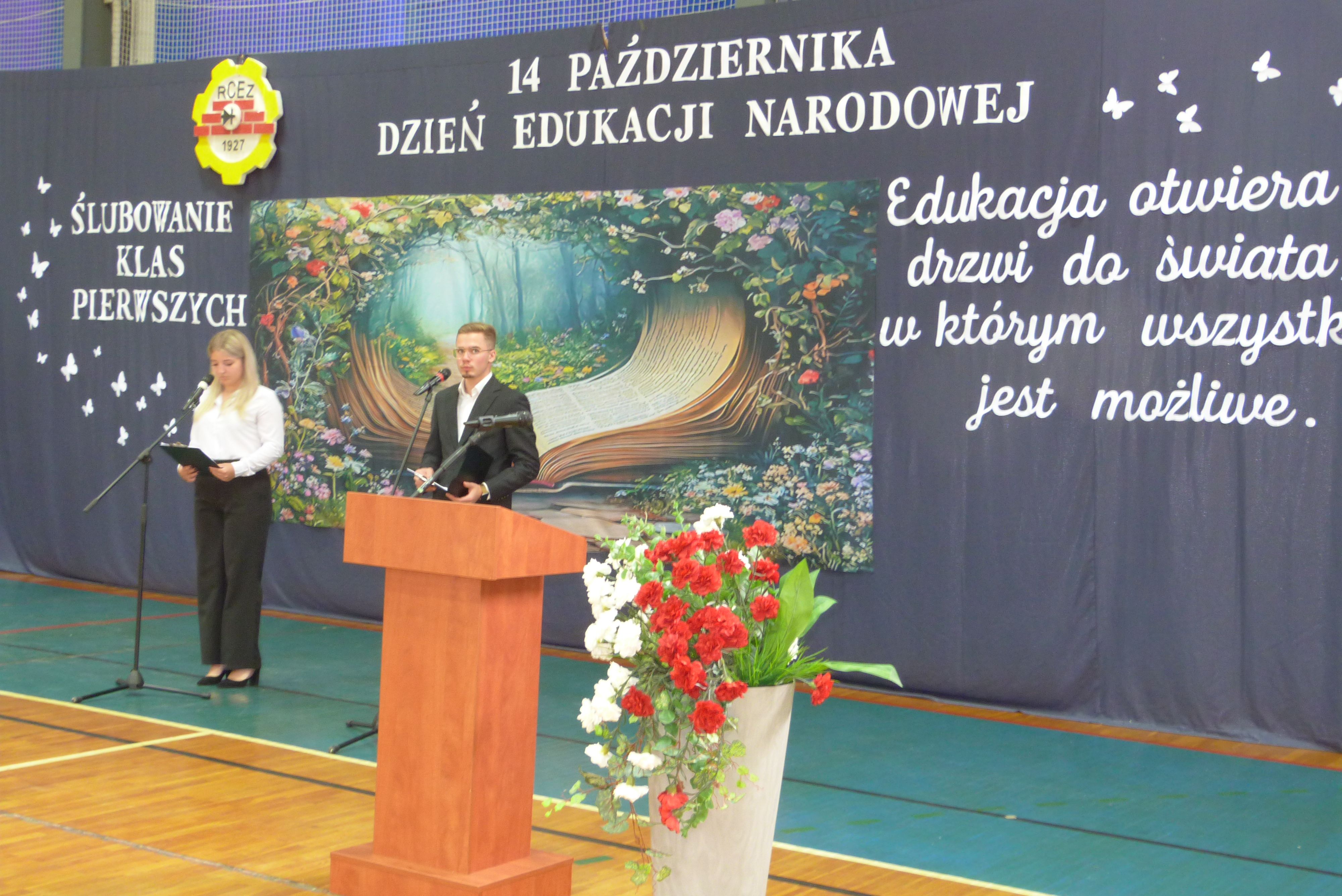 Młodzi adepci „sztuki zawodowej” ślubowali w Dzień Edukacji Narodowej