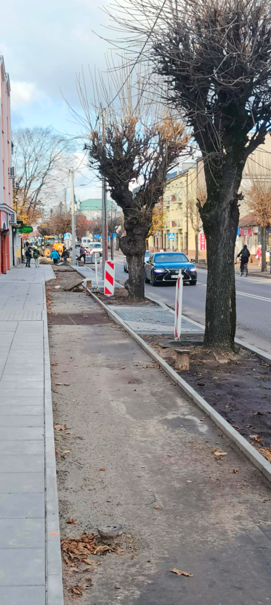 Nowa ścieżka rowerowa przy ul. Lubelskiej w budowie