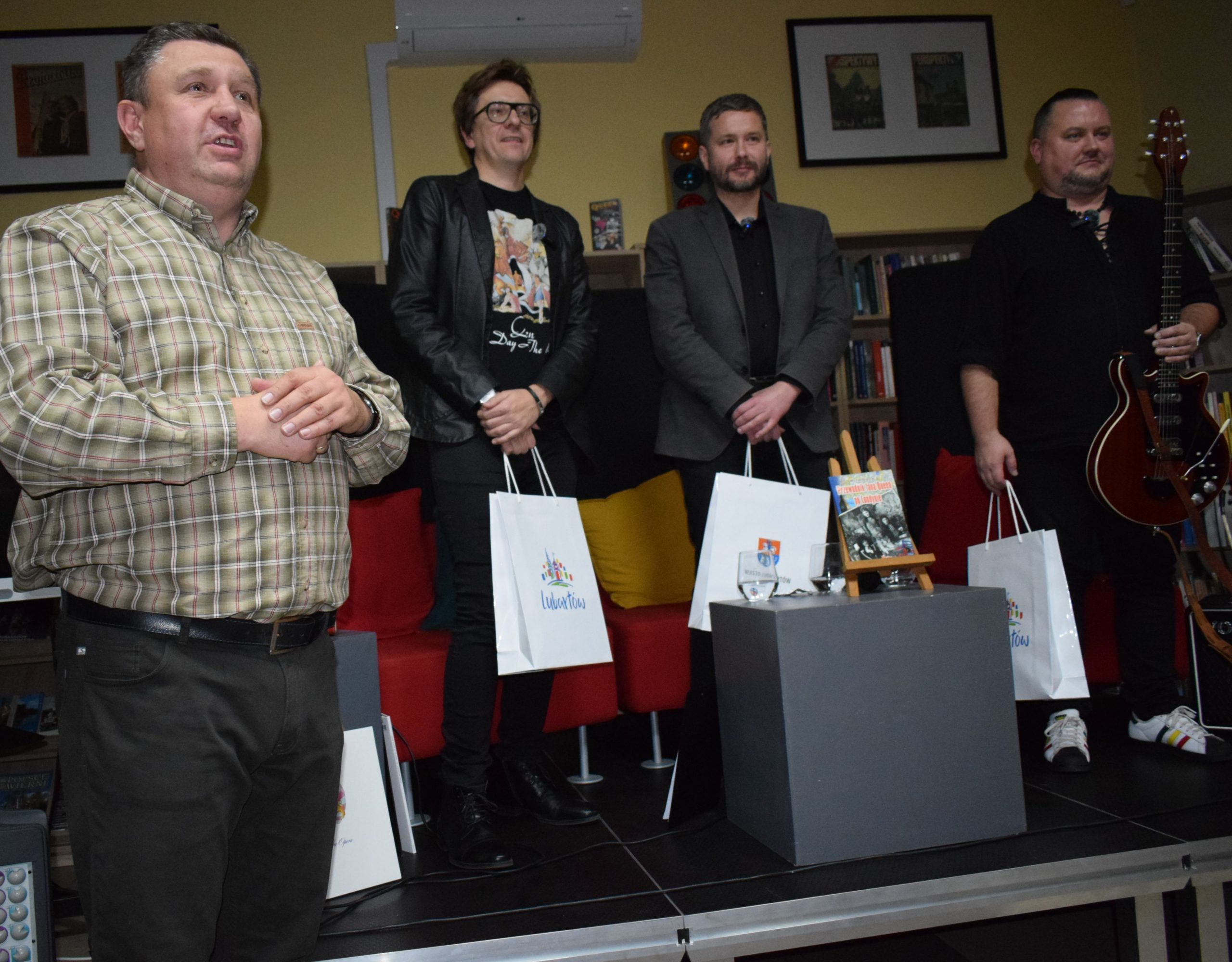 Wieczór w bibliotece – wspomnienia o zespole Queen