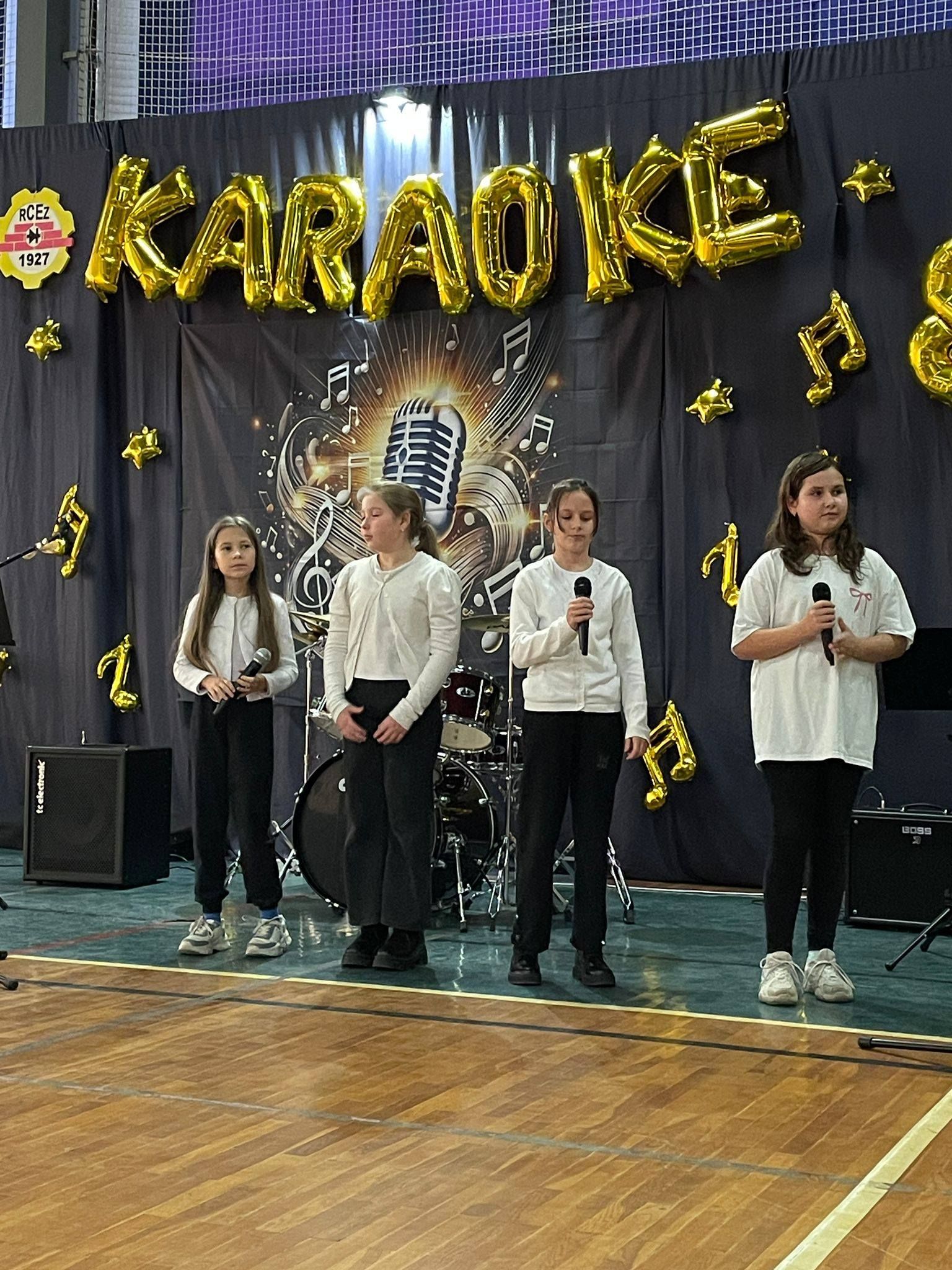 Konkurs karaoke w językach obcych w RCEZ