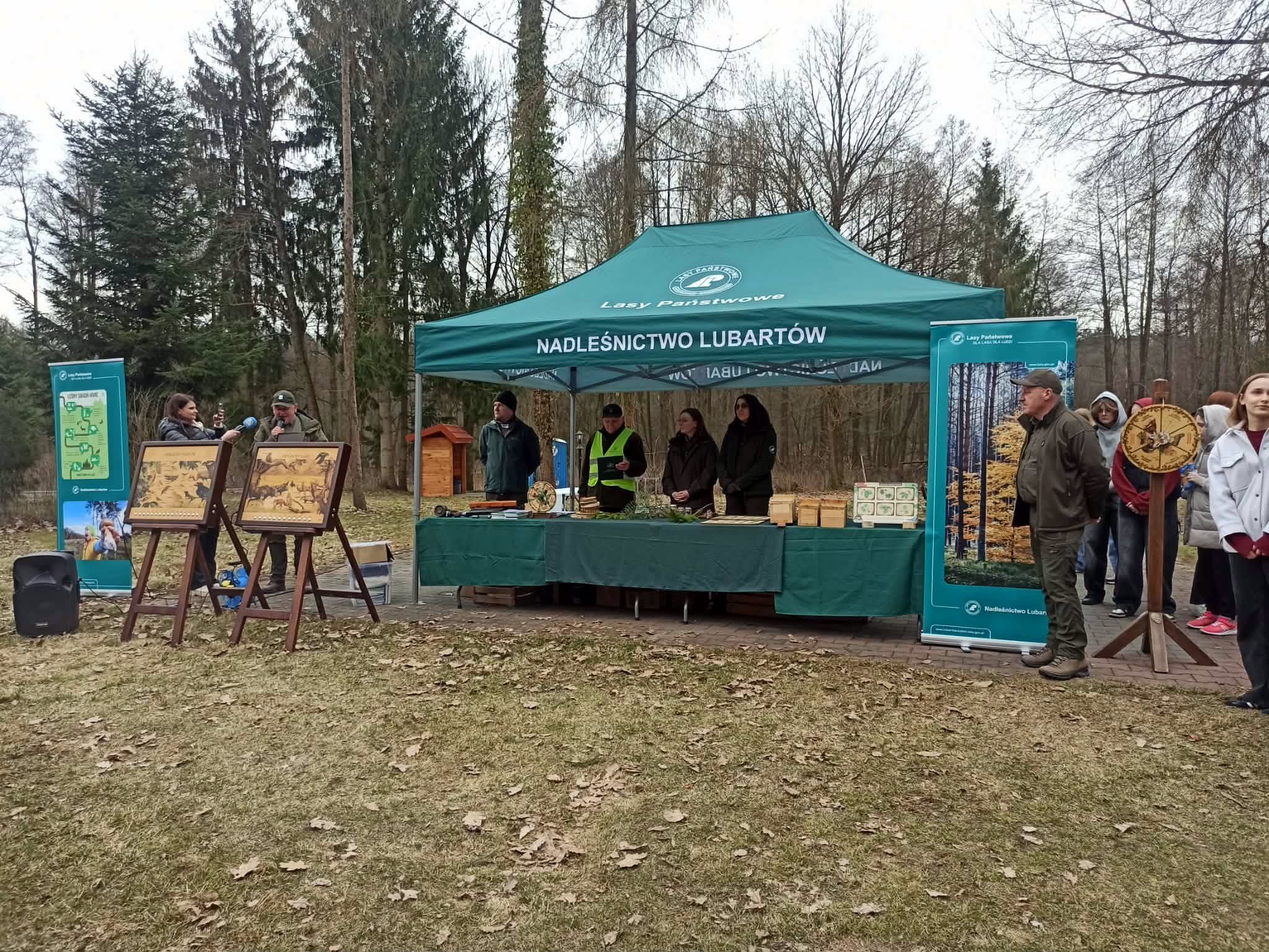 Wyprawa na Dni Otwarte Uniwersytetu Przyrodniczego i leśne wagary uczniów z „Chopina”