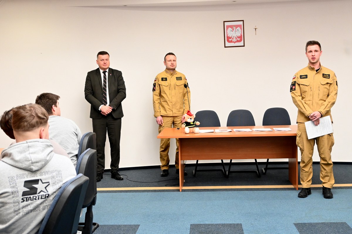 Młodzież Lubartowa rywalizowała w Turnieju Wiedzy Pożarniczej