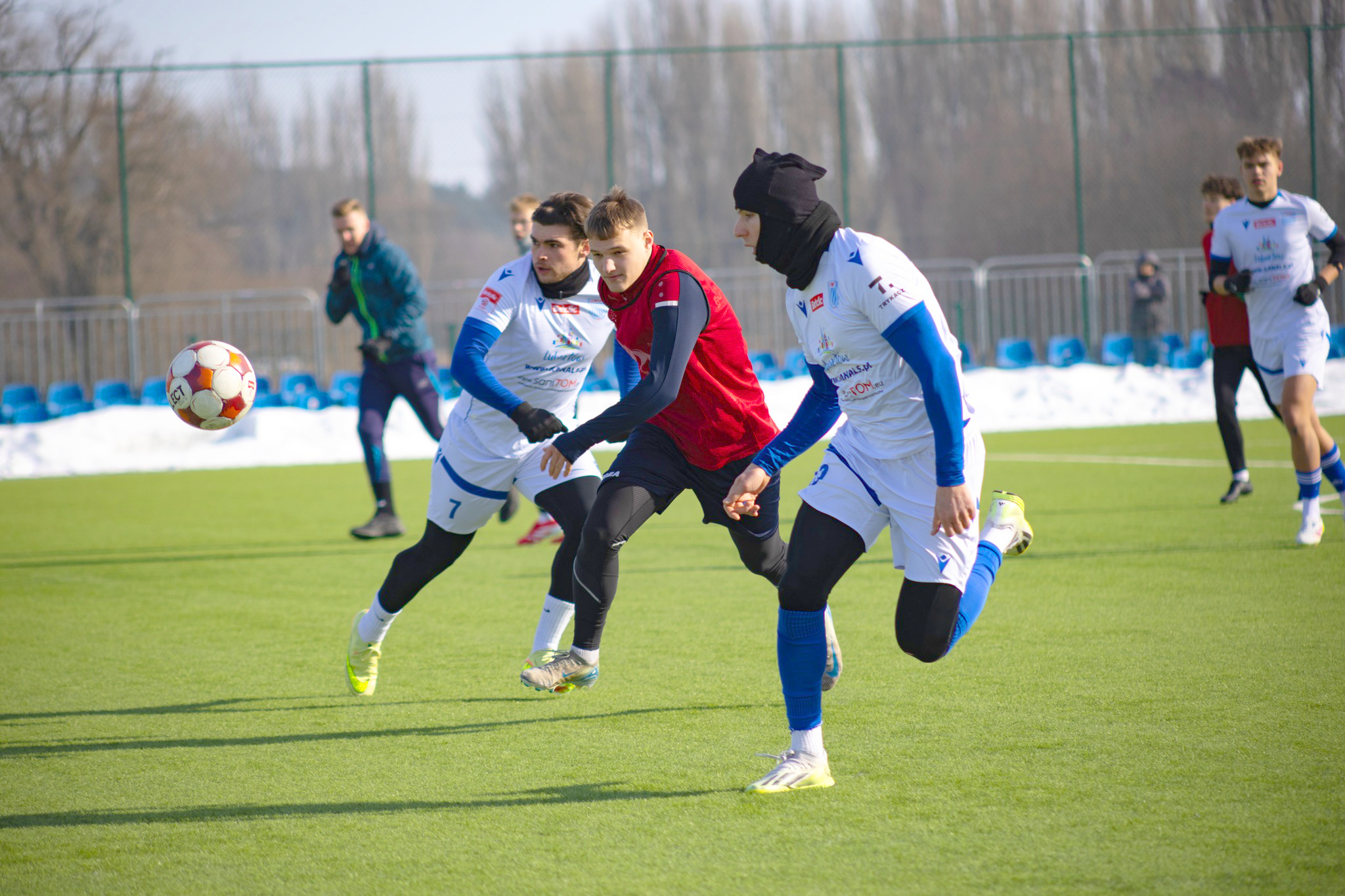 Remis z ligowym rywalem i kolejni nowi zawodnicy