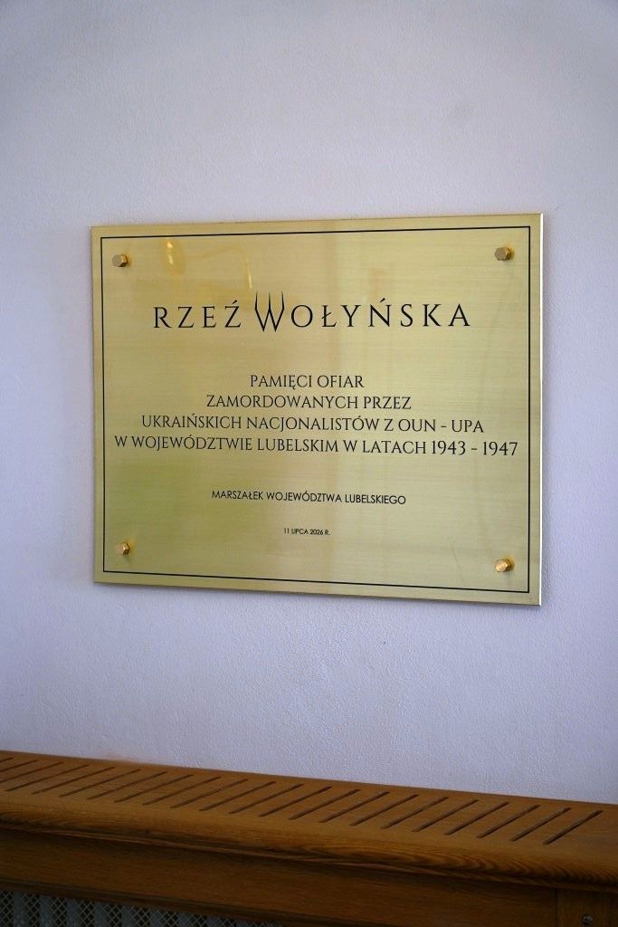W Muzeum Zamoyskich w Kozłówce odsłonięto Tablicę Pamięci Ofiar „Rzezi Wołyńskiej”