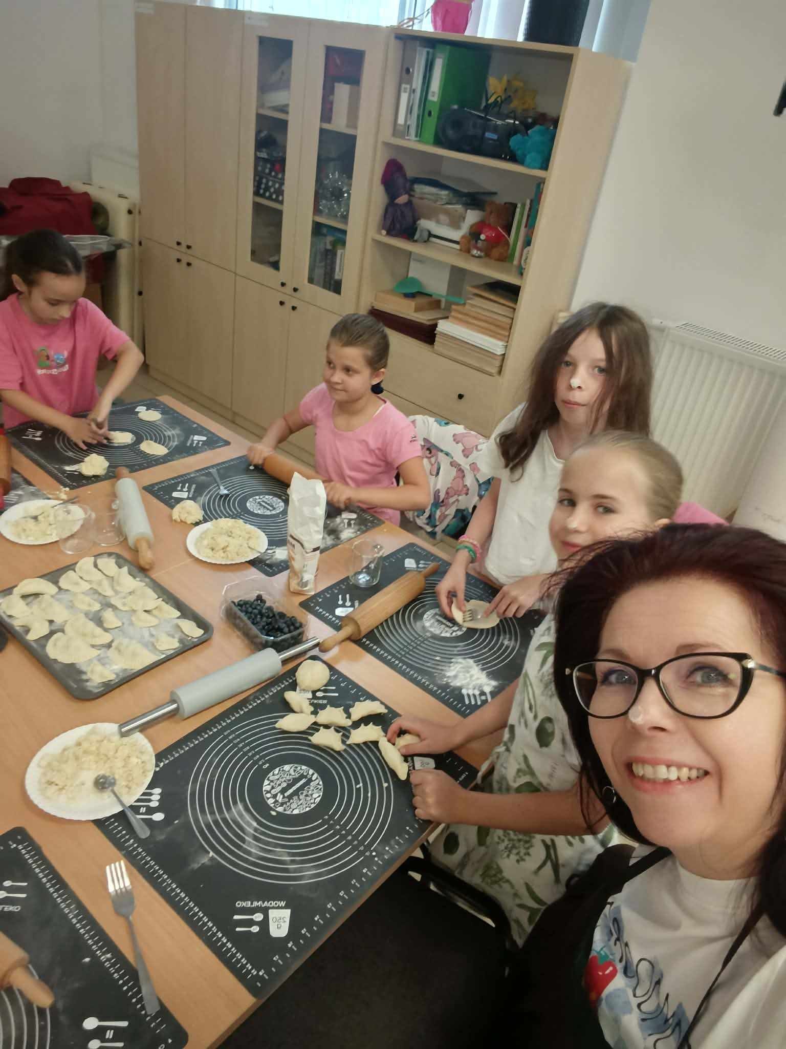 Wakacyjnie w świetlicy w Nowodworze