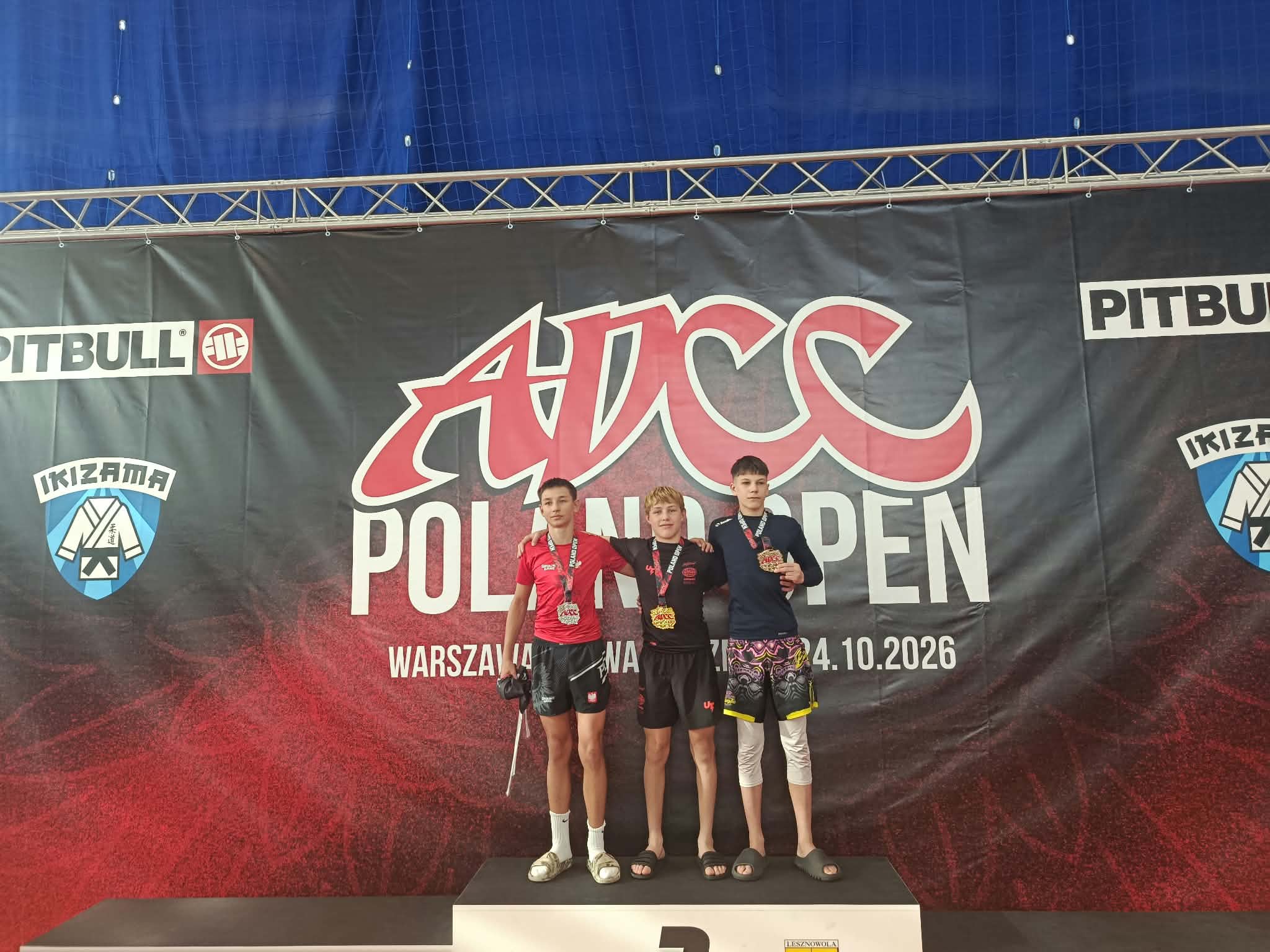 Złoty medal Miłosza Piszcza w brazylijskim jiu-jitsu